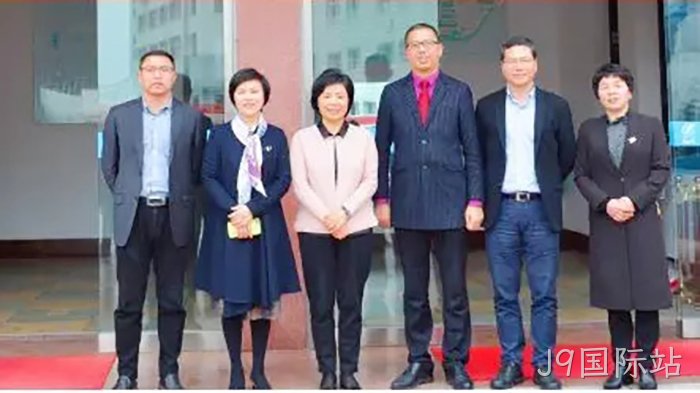 市委常委、统战部长施艾珠一行到J9国际站调研