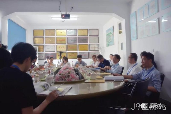 新华网、中新网聚焦J9国际站氨糖产品 新华网、中新网聚焦J9国际站氨糖产品
